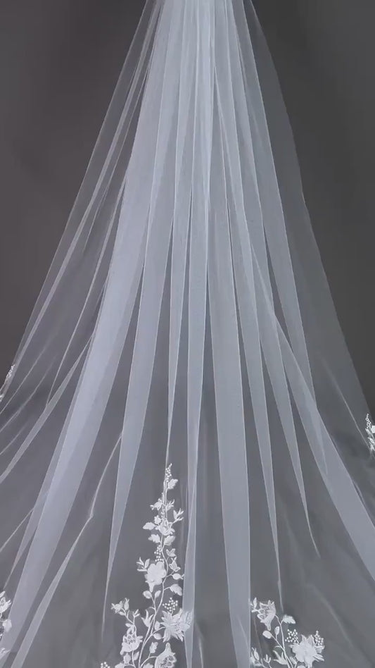 3D Floral Veil Bridal veil with flowers Statement Wedding Veil