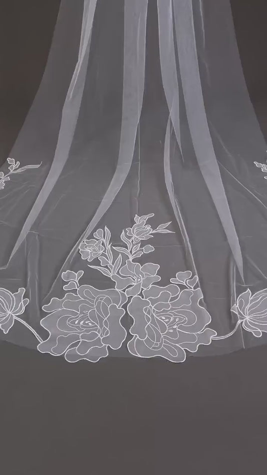 Big flower Cathedral Wedding Veil: Handmade Ivory Floral Mantilla, Soft Tulle white