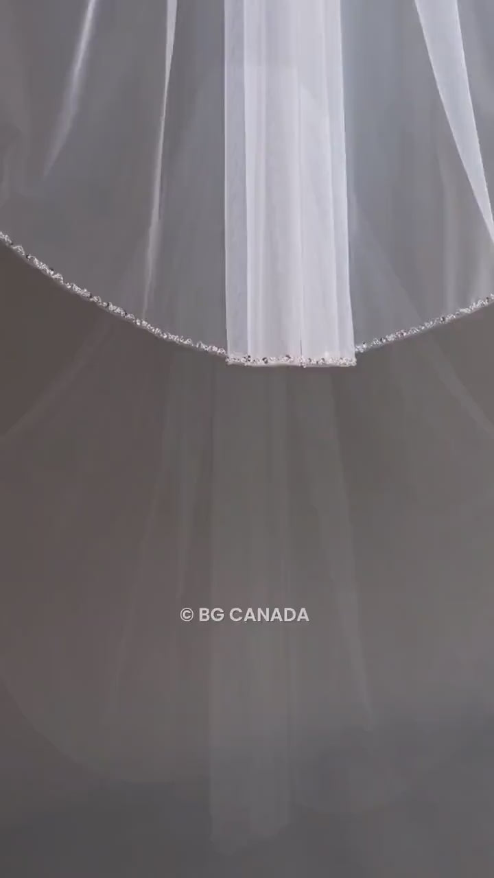 Sequin Edge Bridal Veil: Short Tulle Wedding Veil, Ivory
