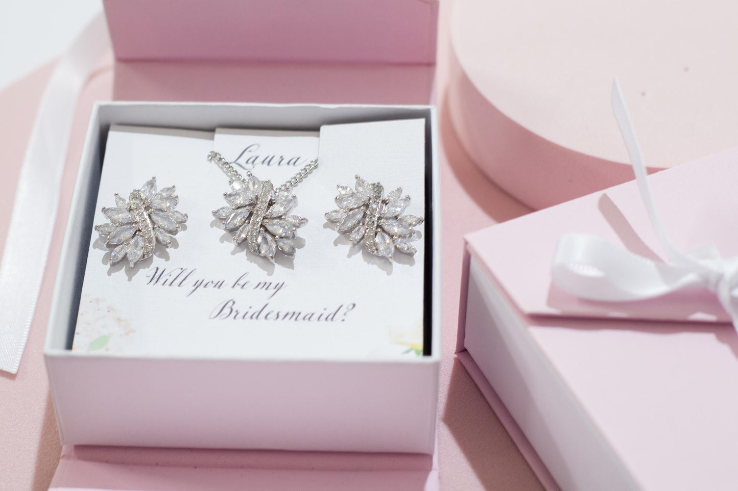Bridesmaid Proposal Box bridal earrings Bridesmaid Gift for Bridesmaid Box Items Bachelorette Party Wedding Favour hen's party Bridal Shower