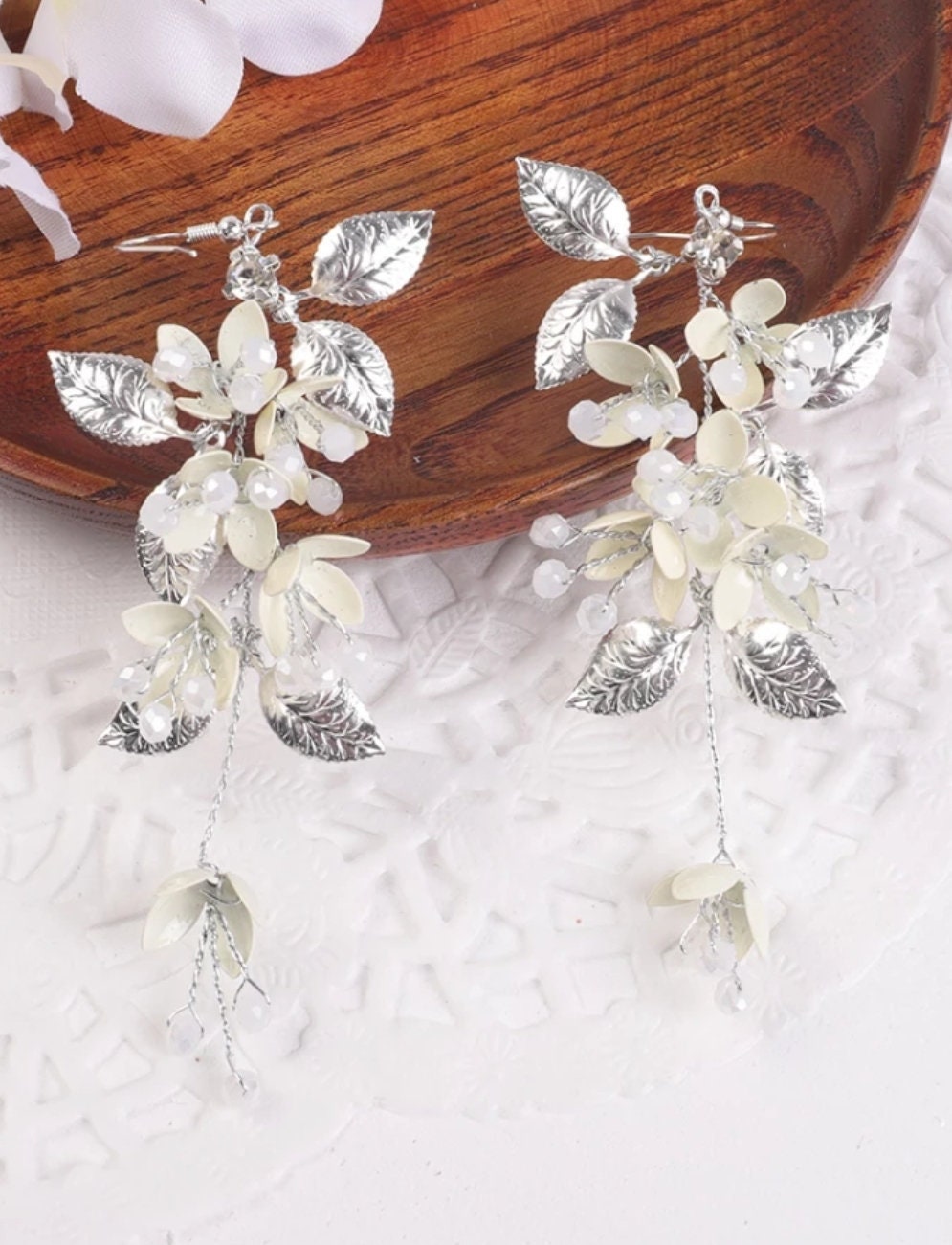 Floral bride earrings floral Boho vine earrings floral wreath bridal earrings boho earrings for brides boho bridal earrings vine gold