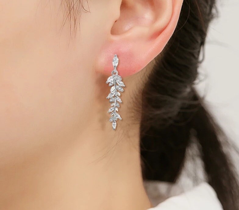 Leaf on sale bridal earrings